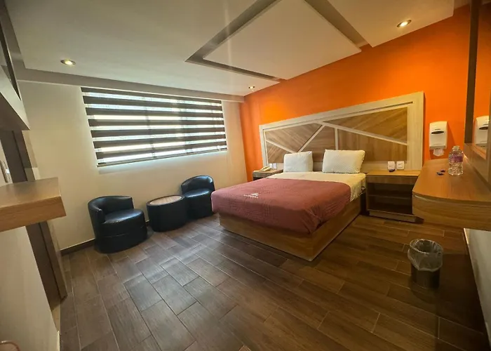 Hotel Moctezuma La