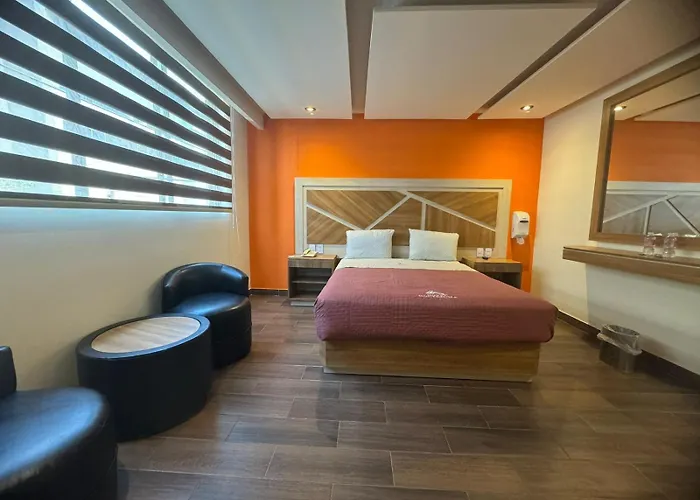 Hotel Moctezuma La